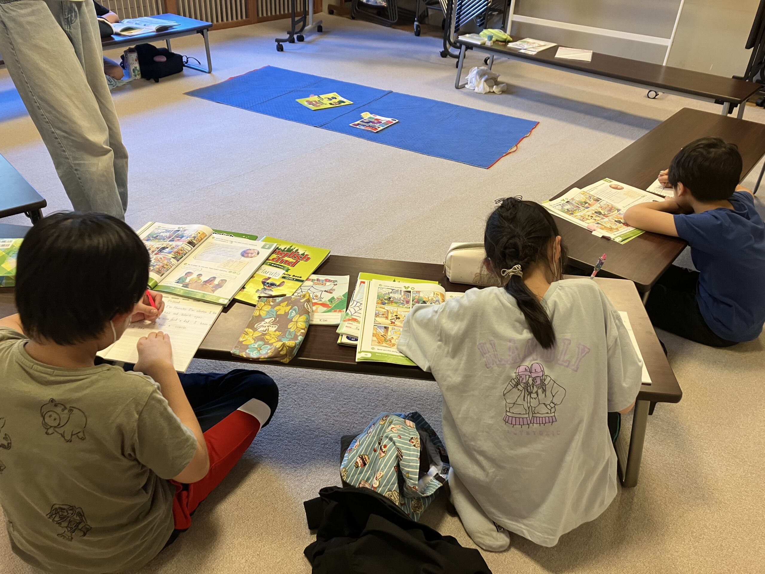 私、僕の髪と目の色　スピーチしました(*”▽”)