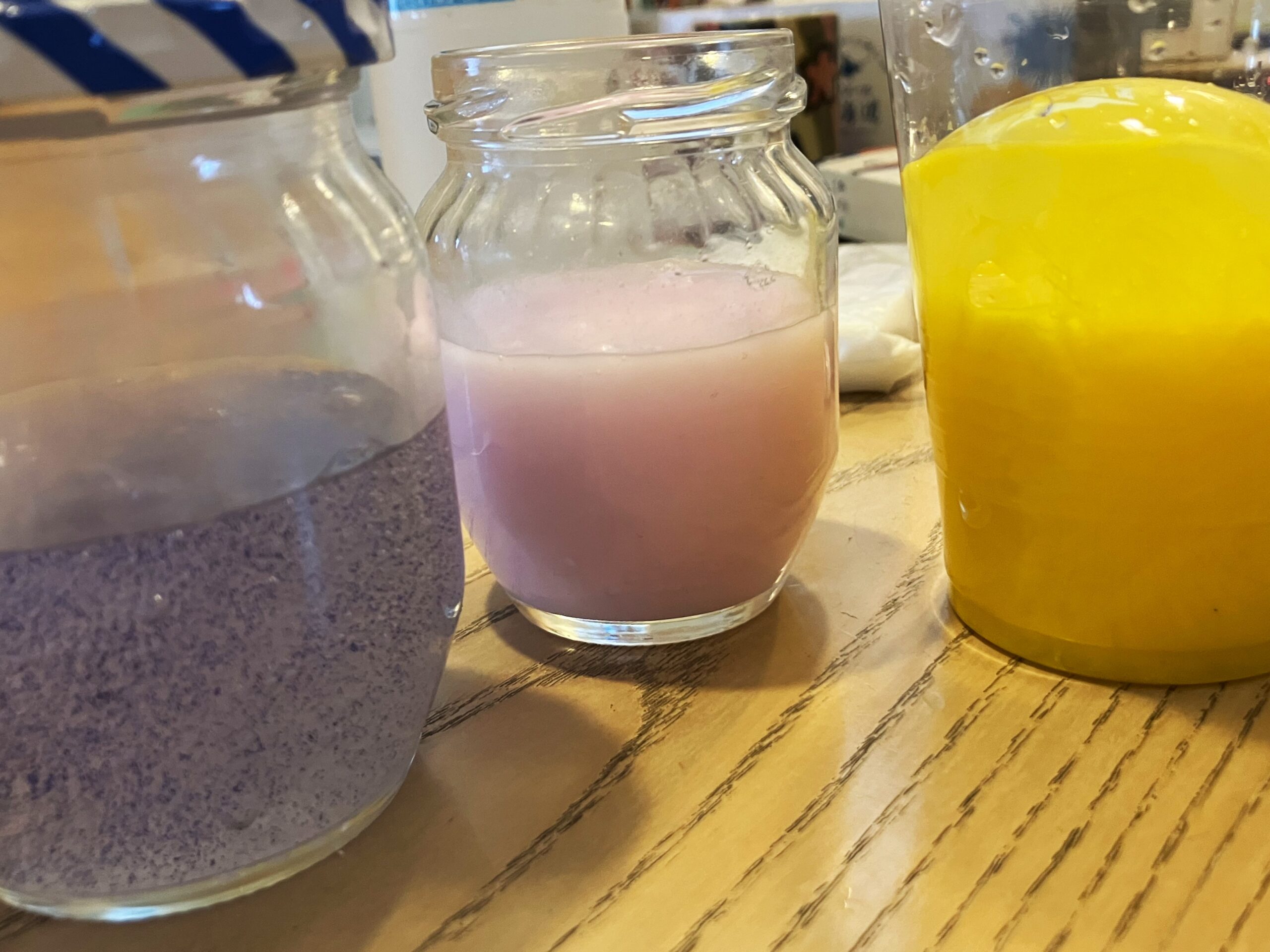 えいごでサイエンススライムづくり3日間開催！(*”▽”)